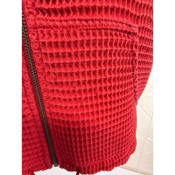 Christopher & Banks Red Vest with hoodie Size Small metal zipper front - Picture 11 of 14